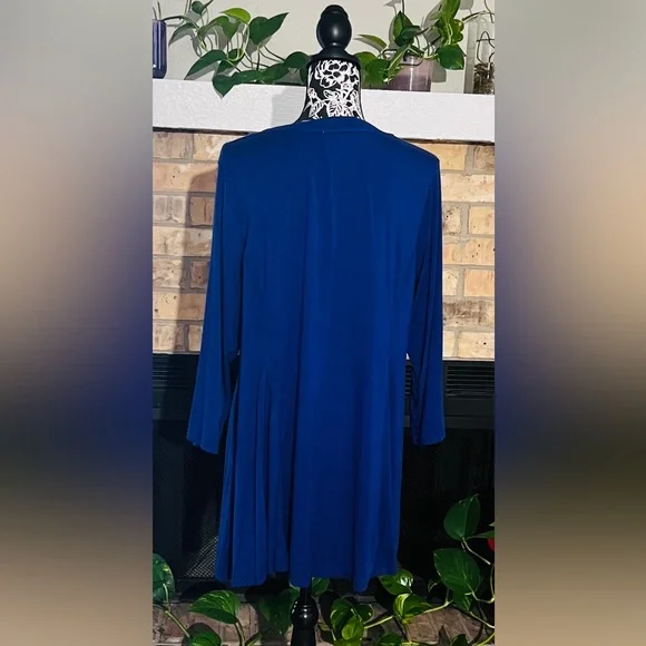 Avenue 3/4 sleeves Royal blue size L NWOT - Picture 3 of 9